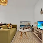 Casa Tornasol קורלחו